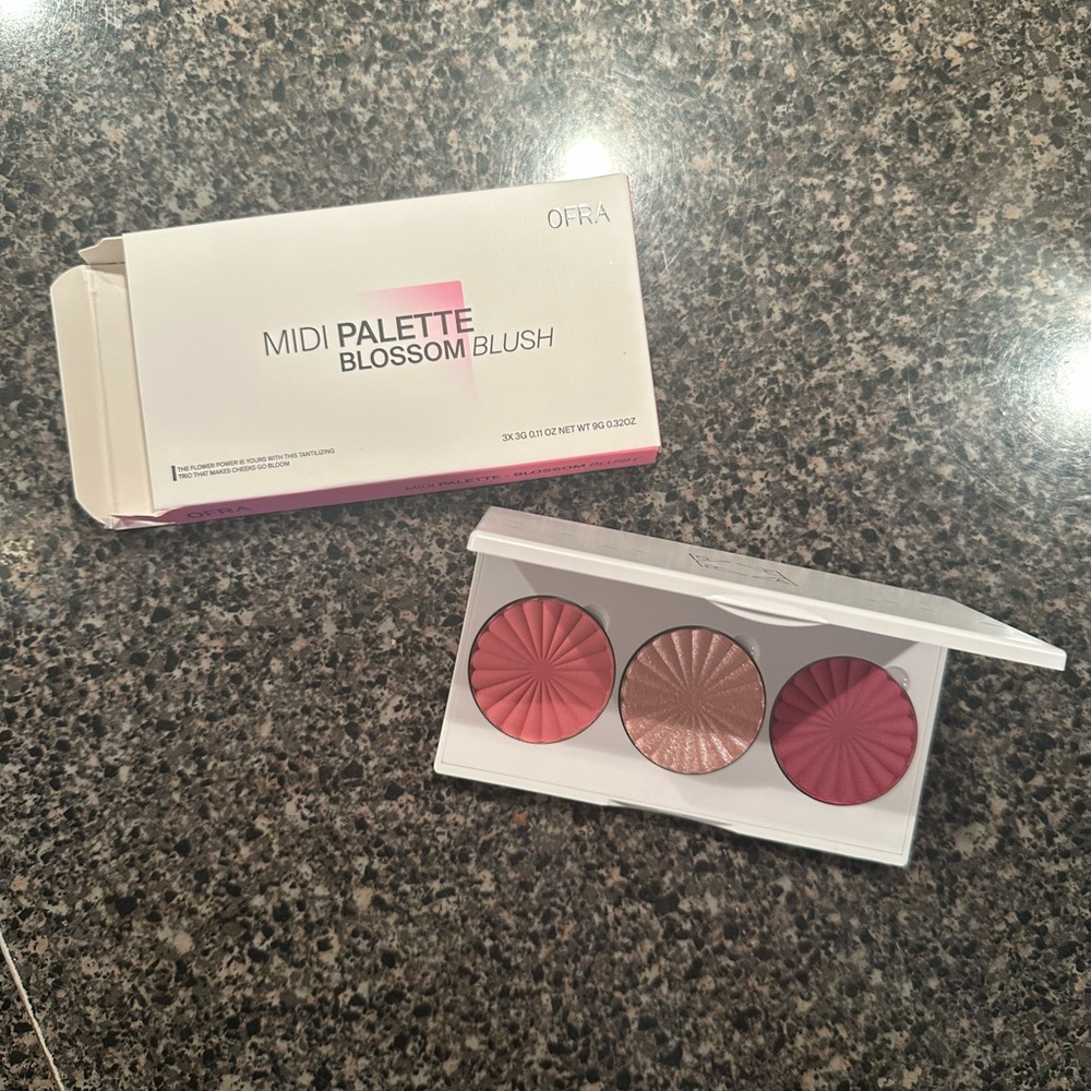 OFRA Midi Palette Blossom Blush